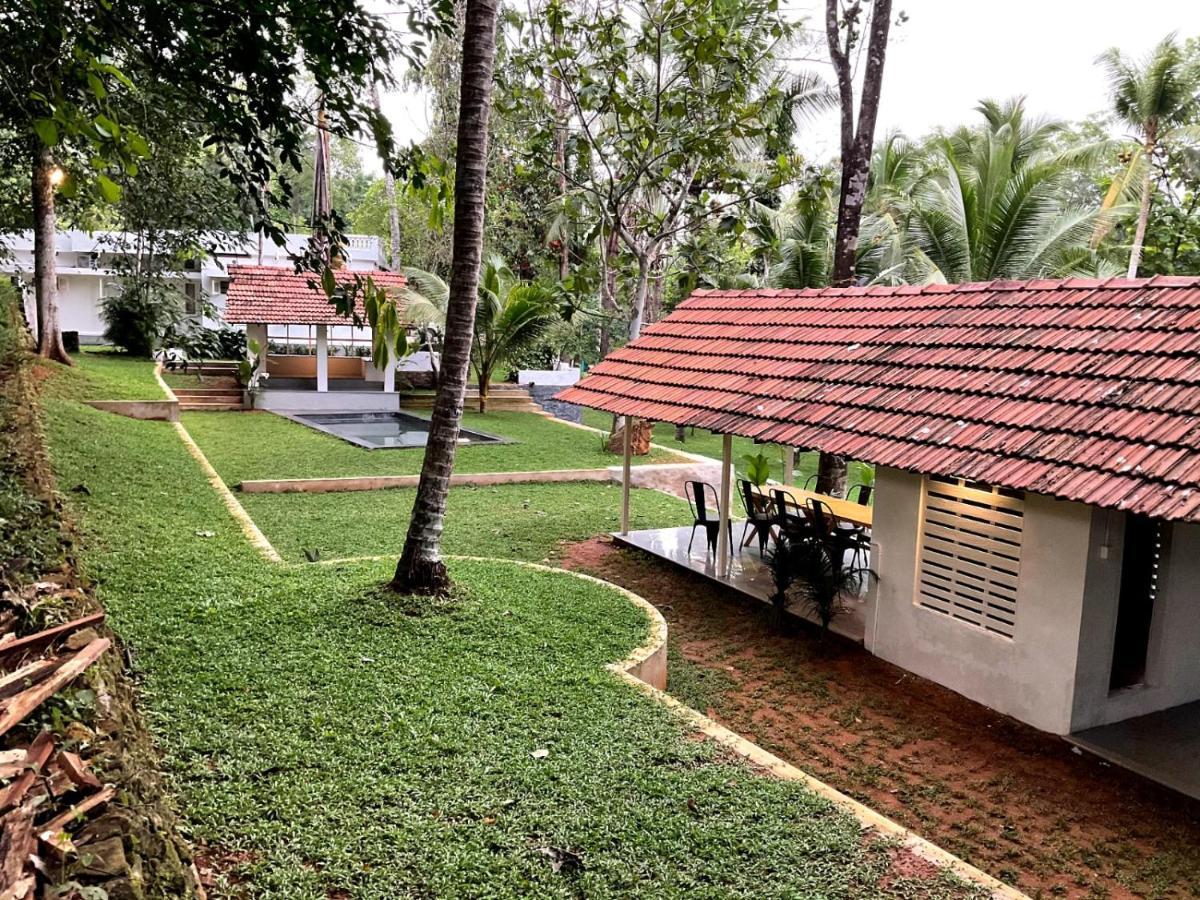 Pool Villa - The Humming Trees, Pala Lālam Exterior photo